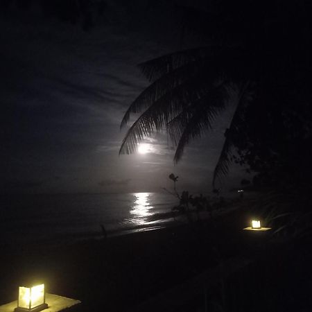 Tianyar Bali North Beach B&B מראה חיצוני תמונה