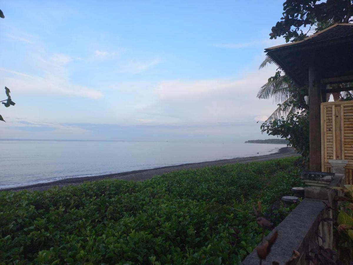 Tianyar Bali North Beach B&B מראה חיצוני תמונה