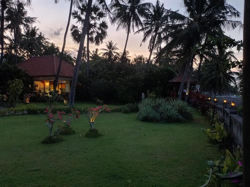 Tianyar Bali North Beach B&B מראה חיצוני תמונה