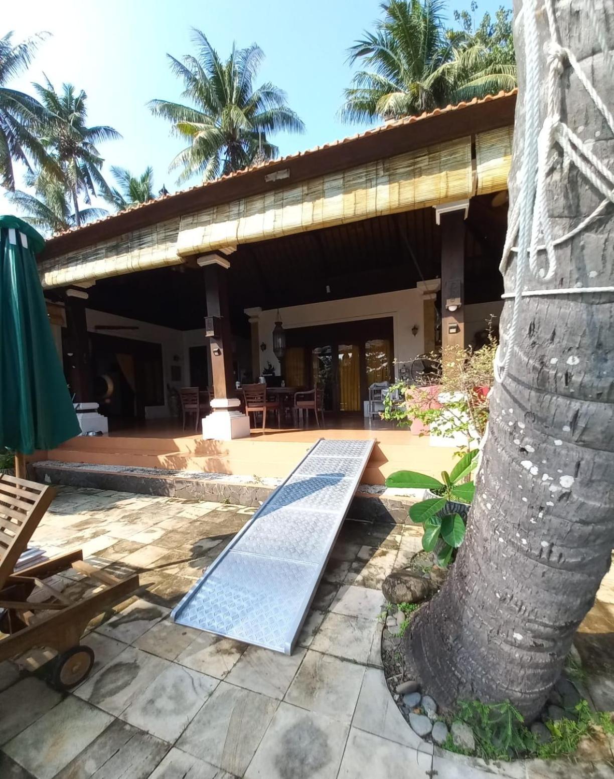 Tianyar Bali North Beach B&B מראה חיצוני תמונה