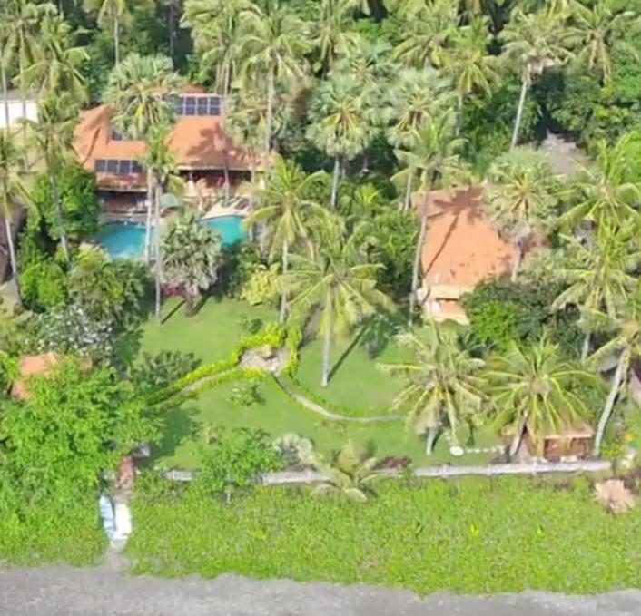 Tianyar Bali North Beach B&B מראה חיצוני תמונה